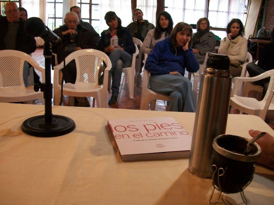 Presentación Los pies en el camino / Feria Regional del Libro / Chajarí, Entre Ríos.